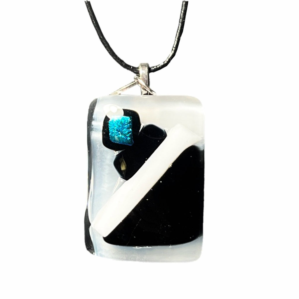 Pendentif blanc et noir en verre fusionné N°7 - Nos Colonnes